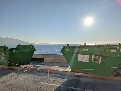Bennes déchets soleil Marseille